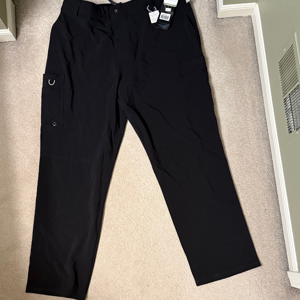 Cherokee Men's Black Cargo Pants